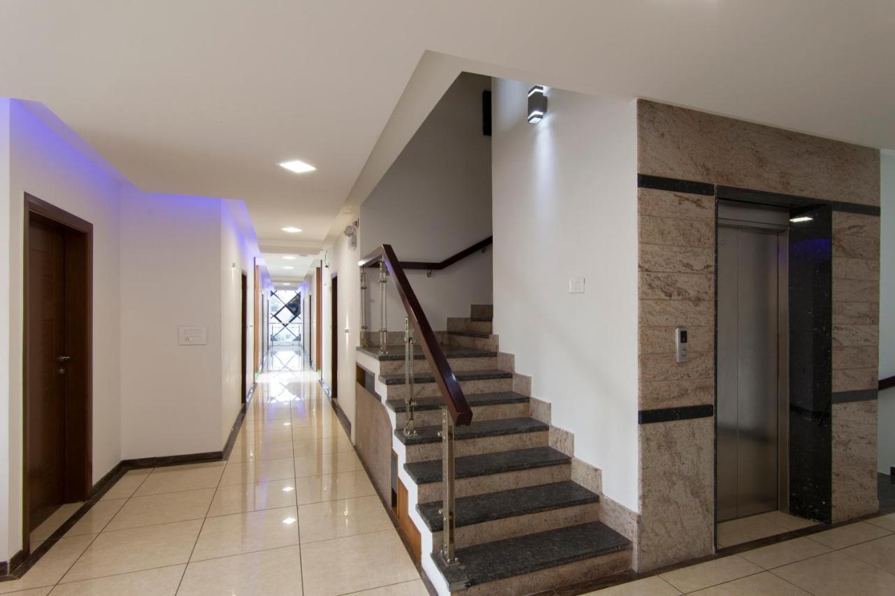 Chikmagalūr Crystal Inn מראה חיצוני תמונה