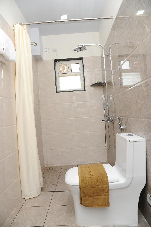 Chikmagalūr Crystal Inn מראה חיצוני תמונה