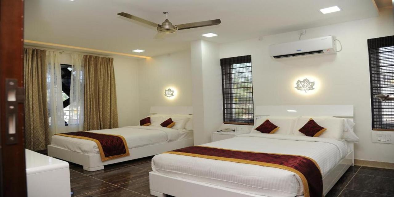 Chikmagalūr Crystal Inn מראה חיצוני תמונה